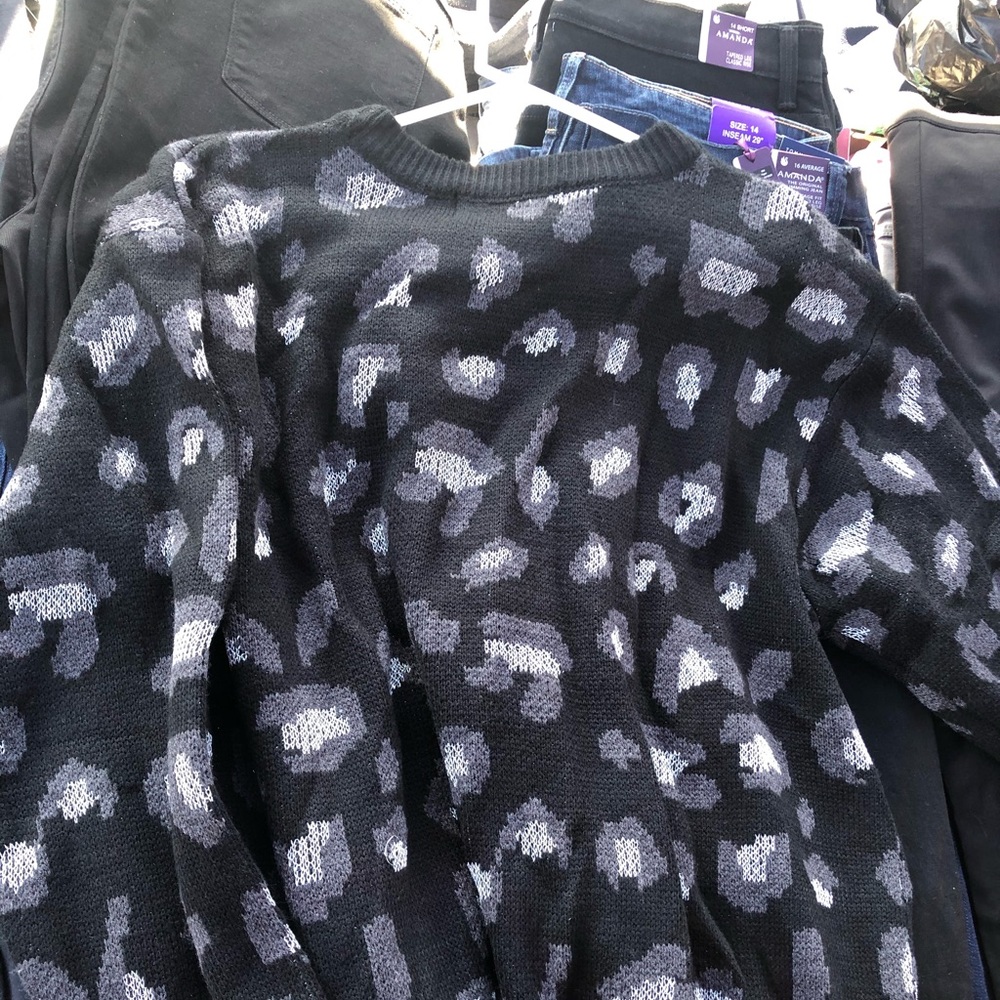 Kendall + Kylie Women's Animal Print Sweater 2X XL